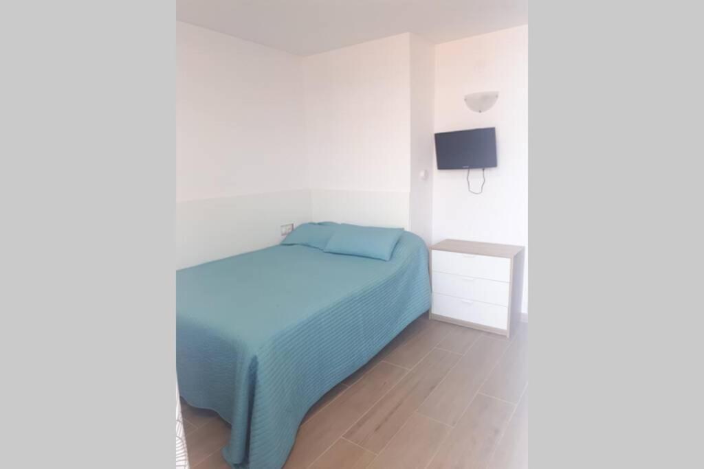 Modern Studio Near Beach. Sea, Pool And Wi-Fi Benalmádena Extérieur photo