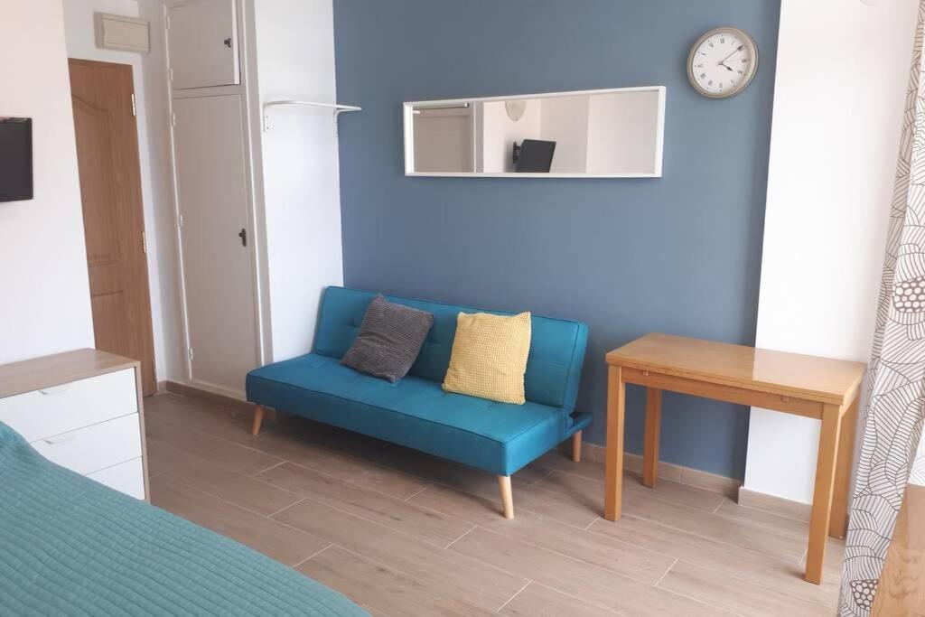 Modern Studio Near Beach. Sea, Pool And Wi-Fi Benalmádena Extérieur photo