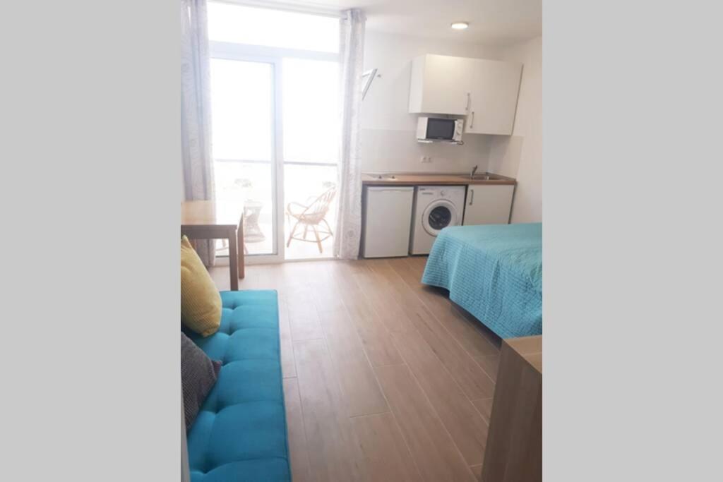 Modern Studio Near Beach. Sea, Pool And Wi-Fi Benalmádena Extérieur photo